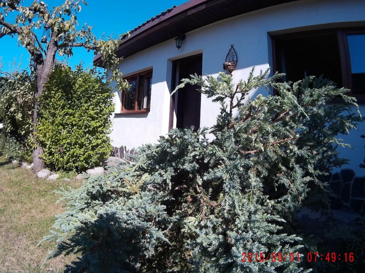 Mikulas Guest House Lipótszentmiklós Kültér fotó