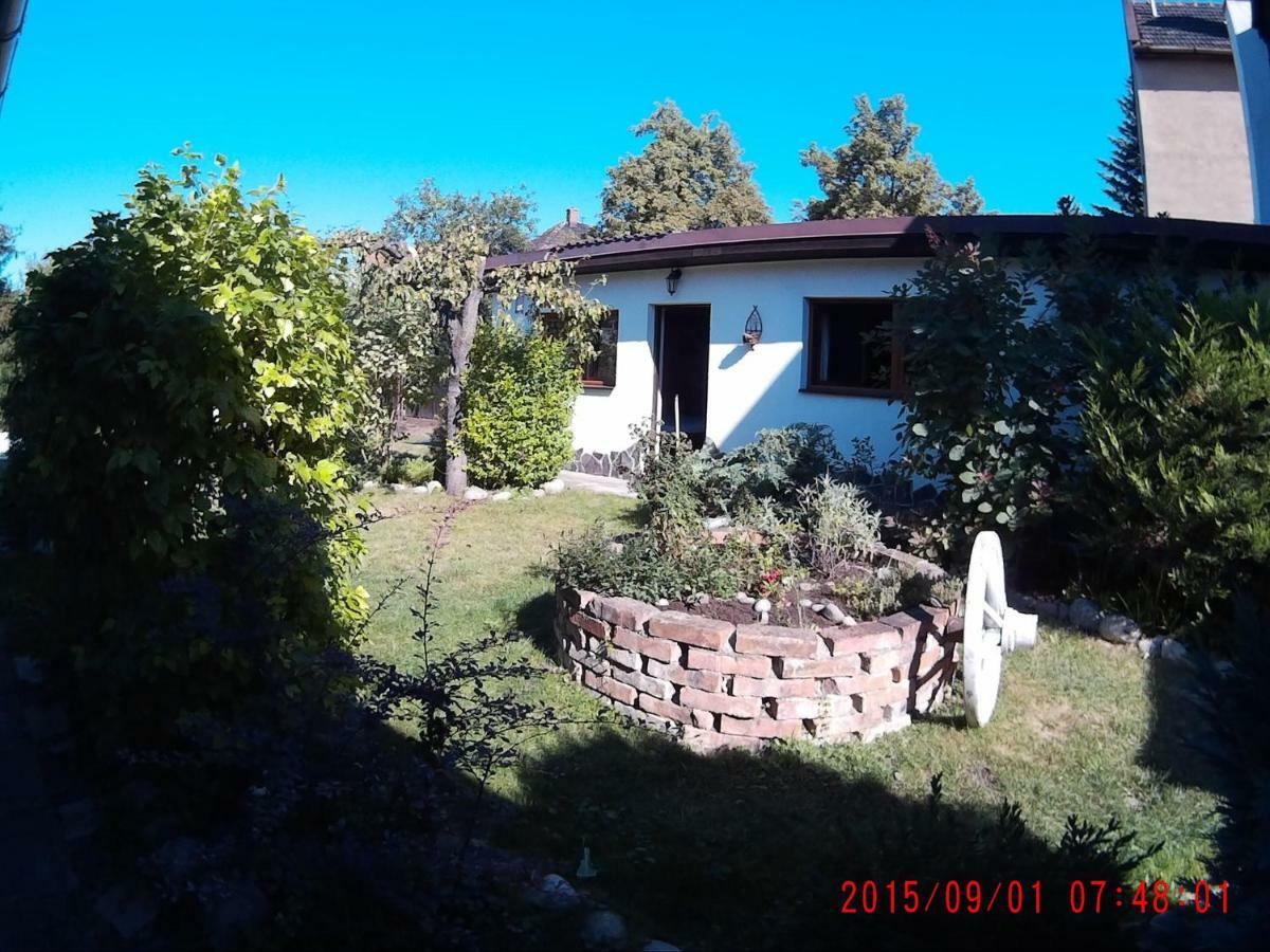 Mikulas Guest House Lipótszentmiklós Kültér fotó